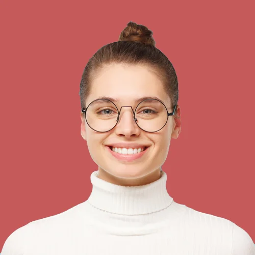 young-businesswoman-in-glasses-and-white-turtlenec-4SEPDJP